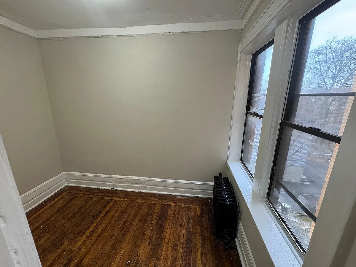 Building Photo - 811 Broadway #5C