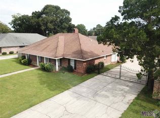 9446 El Cajon Dr, Baton Rouge, LA 70815