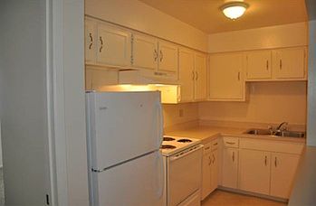 2nd image of 222 W Ethelene St