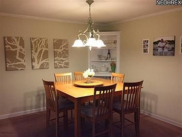 2nd image of 114 Hilltop Blvd