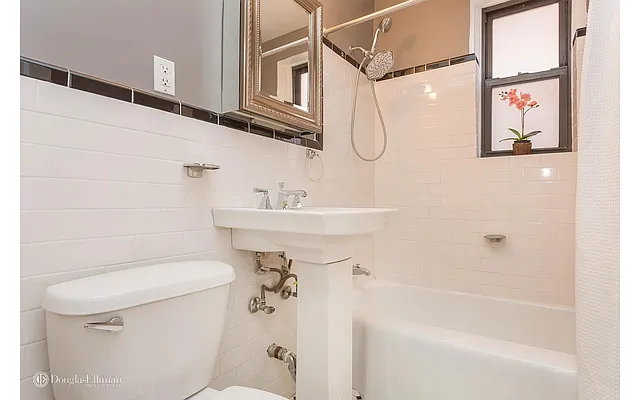 Sold by Douglas Elliman | media 10