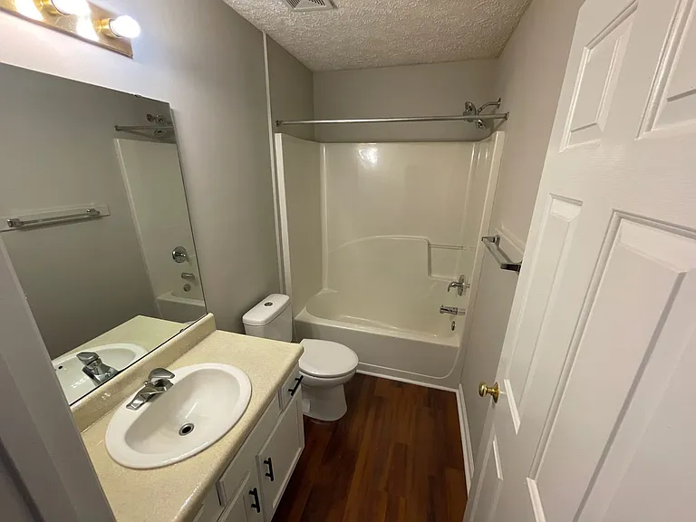 3615 Sana Ct — Photo 30