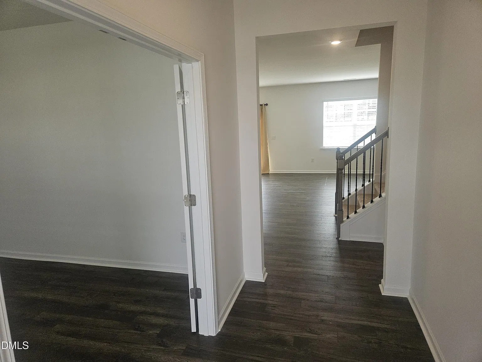 5 bed, 3.5 bath, 2511 sqft, $2,595 — Photo 2
