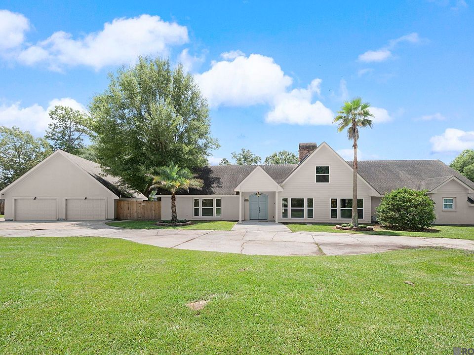 1st image of 26000 Plantation Ave