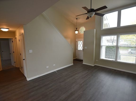 2nd image of 6452 Langsford Ln