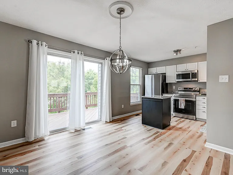 3 Sandview Ct — Photo 5