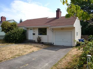 8502 37th Ave SW, Seattle, WA 98126