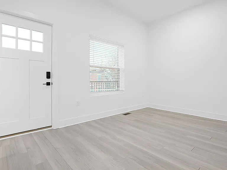 936 Wagner St — Photo 5