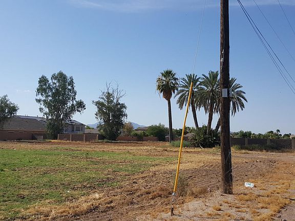 2nd image of 17507 W Yuma Rd