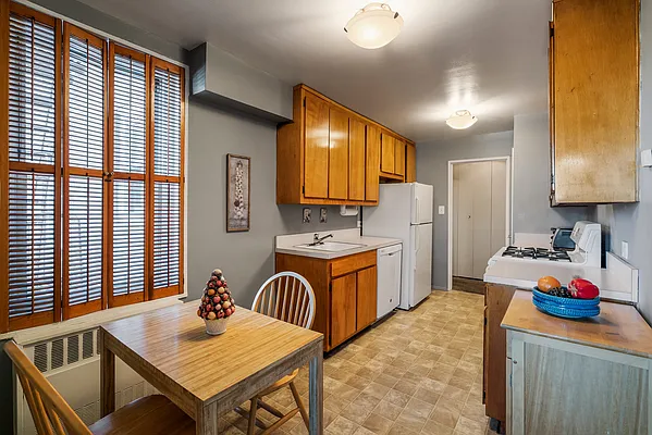 Sold by Lovett Realty, Inc. | media 26