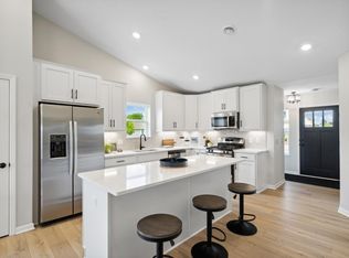 15600 Goodview Trl N, Hugo, MN 55038