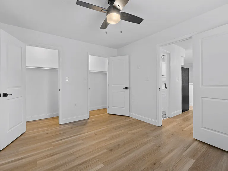 Foraker & Section — Photo 8