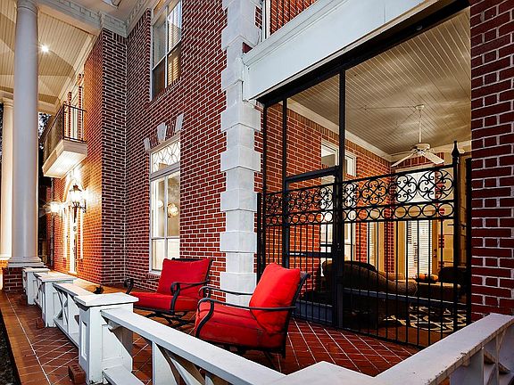 4th image of 38 Grogans Point Rd