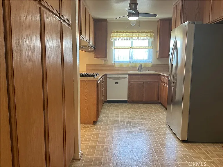 6585 Shannon Rd — Photo 13