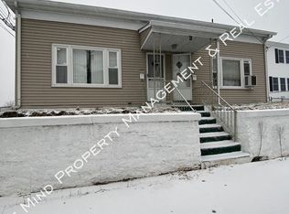 134 High St, Woonsocket, RI 02895