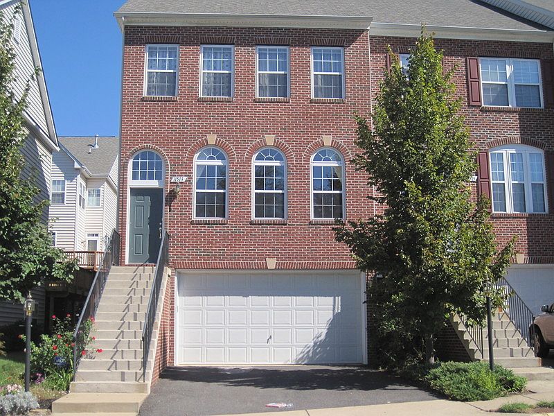 1st image of 11513 Cavalier Landing Ct