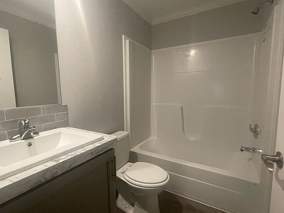 5th image of 2036 Onaka Dr #293