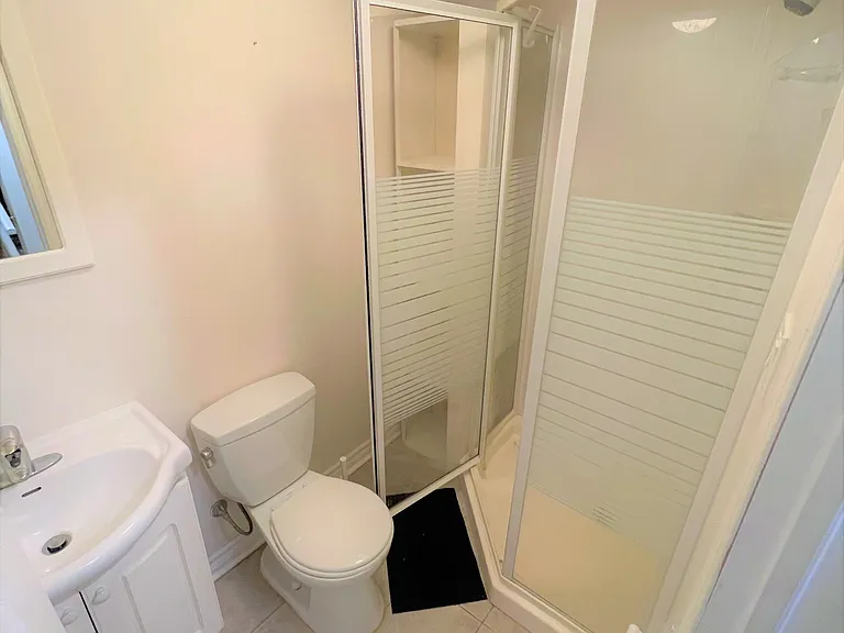 1484 Torrington Dr #75 — Photo 9
