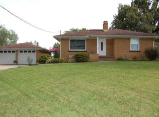 6215 Kremer Rd, Evansville, IN 47720