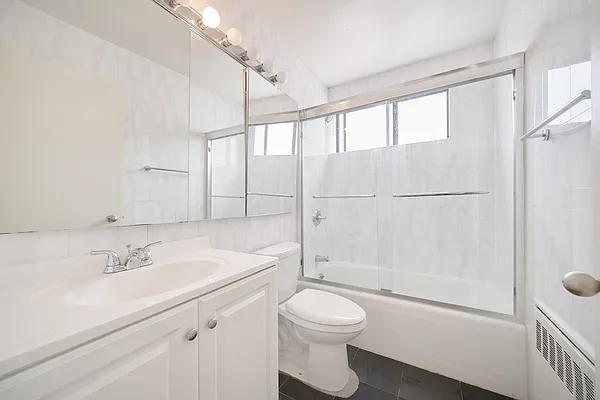 Rented by Living New York | media 1