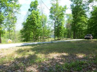 290 A Falcon Dr, Byrdstown, TN 38549