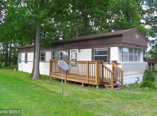 108 Revolution Dr, Bunker Hill, WV 25413