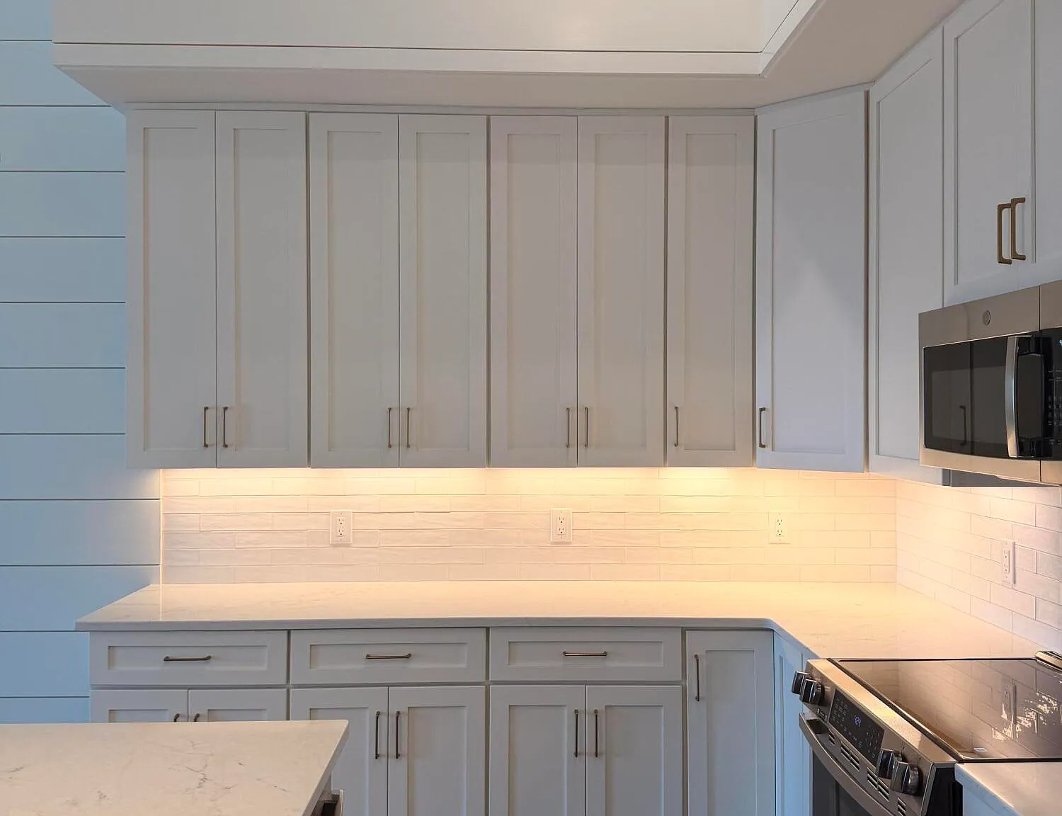 2 bed, 2.0 bath, 986 sqft, $2,995 — Photo 3