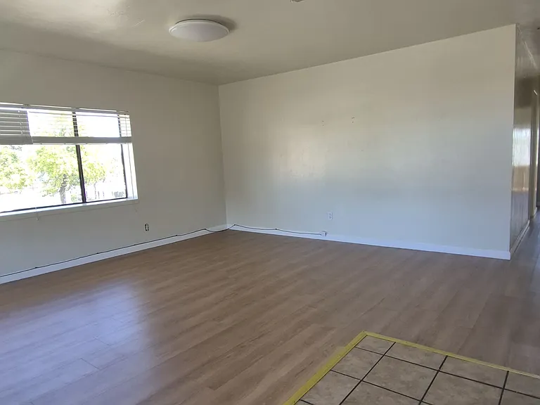 225 Couch St #227 — Photo 2