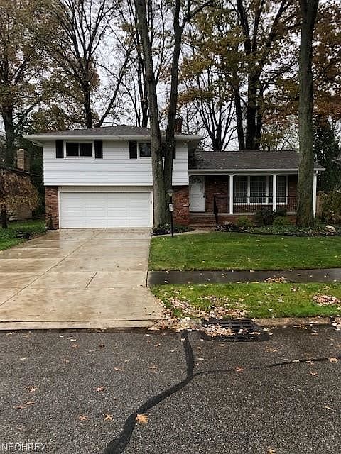 1st image of 3125 W 230th St