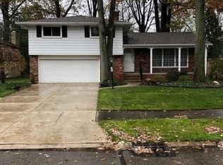 3125 W 230th St, North Olmsted, OH 44070