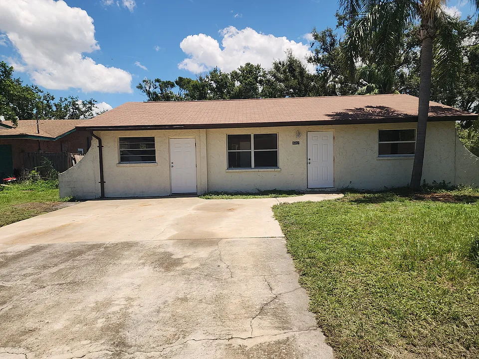 4467 60th Street Ct W