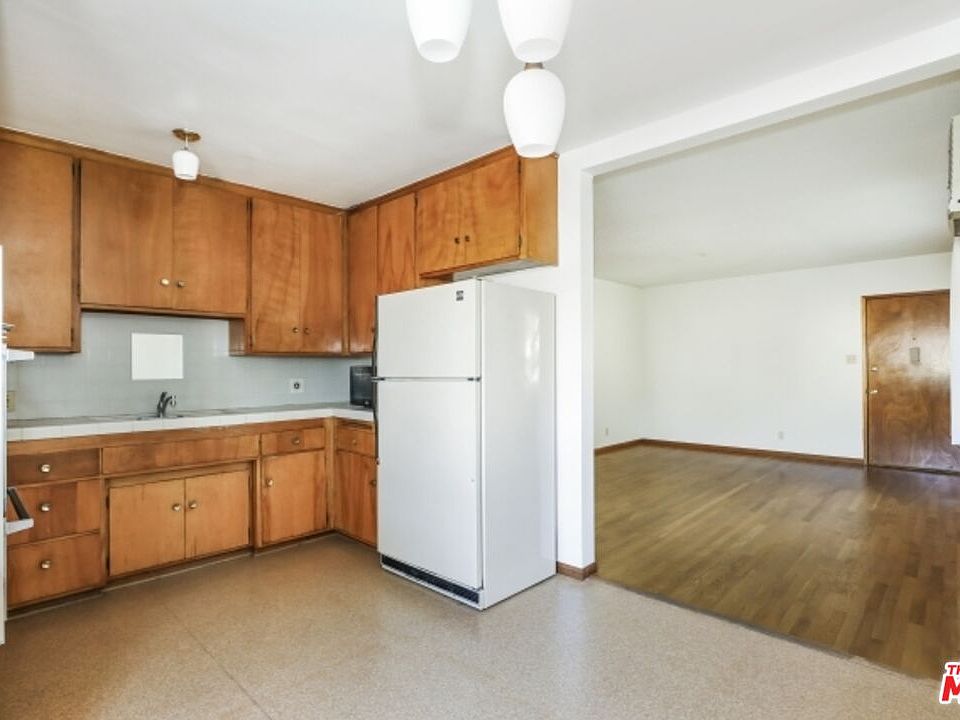 1st image of 4168 Brunswick Ave APT C