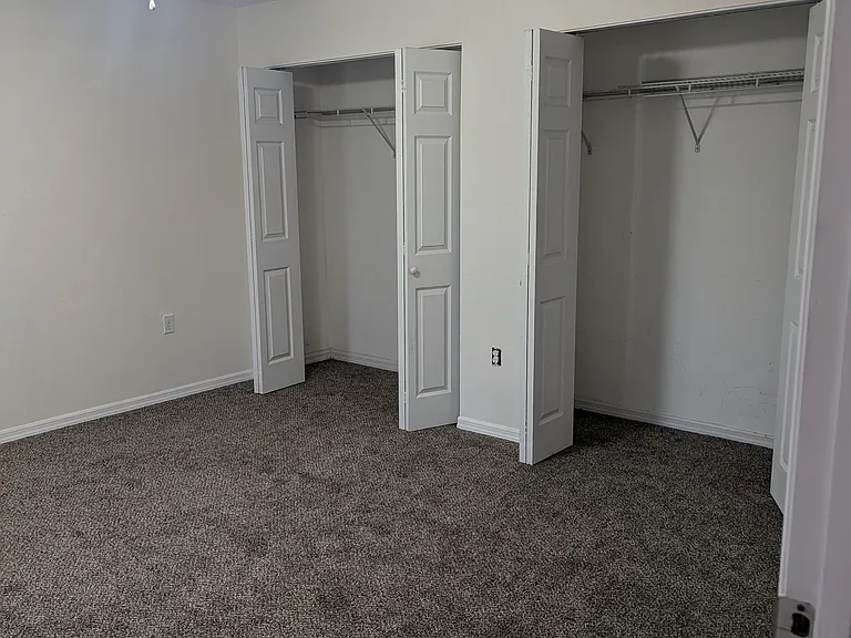 2930 W Taunton Rd — Photo 11