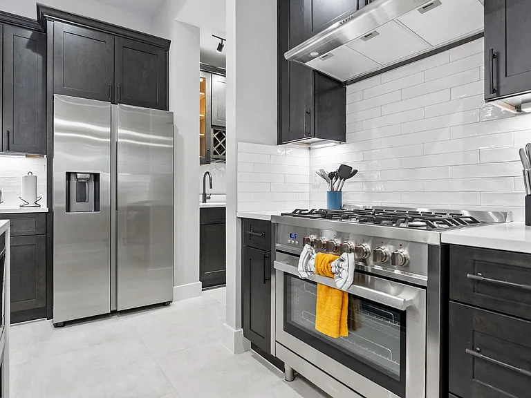 825 Paul Quinn St #B — Photo 8