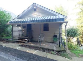 108 Decker Ln, Pittsburgh, PA 15237