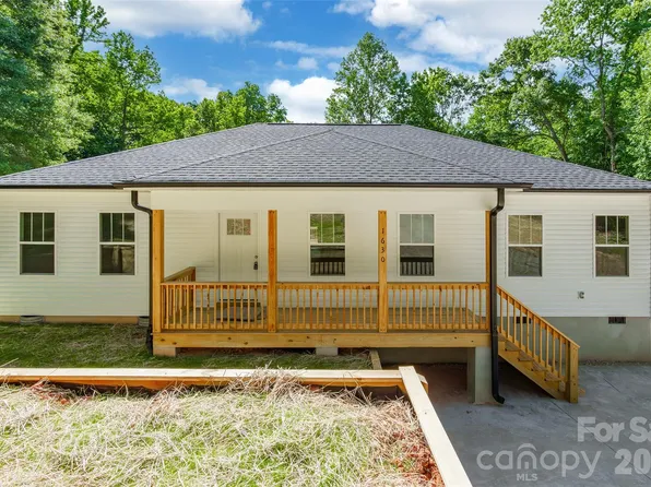 1630 Riddle Ext, Clover, SC 29710