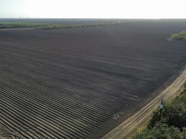 S Capisallo Rd, Mercedes, TX 78570