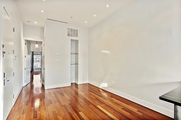 Rented by Corcoran | media 39