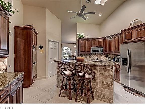 3rd image of 28425 Tasca Dr