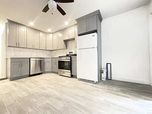 Rented by Native Real Estate LLC | media 11