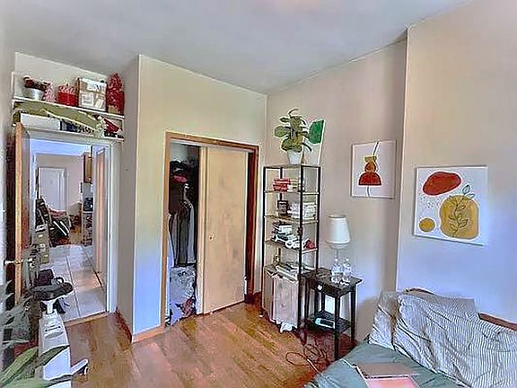 2nd image of 106 W 96th St APT 3B