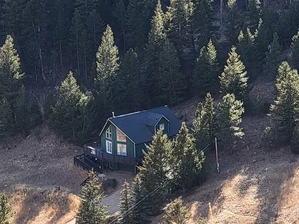 1197 Dunraven Glade Rd, Glen Haven, CO 80532