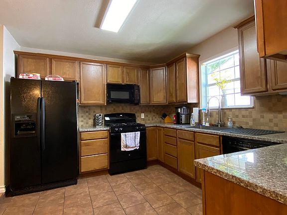 3rd image of 5606 Southwick St