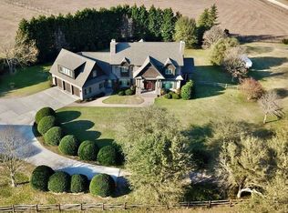 770 Yadkin Rd, Southern Pines, NC 28387