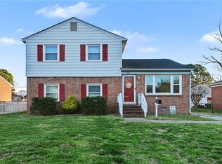 215 Valirey Dr, Hampton, VA 23669
