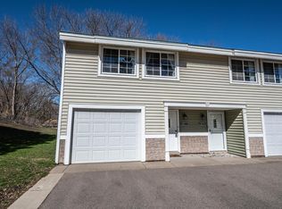 3277 Hill Ridge Dr #30, Saint Paul, MN 55121