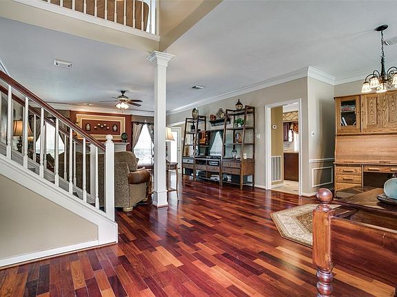 3rd image of 3302 Shiloh Ct
