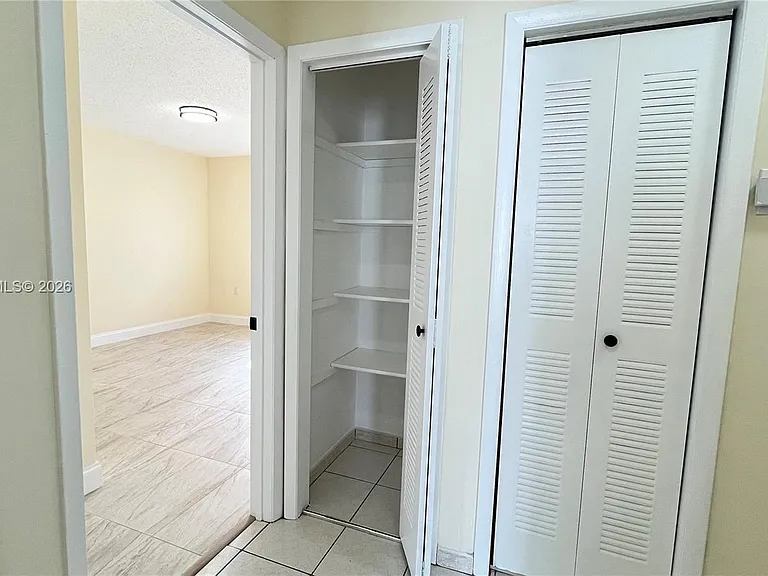2820 SW 25th St #2820 — Photo 16