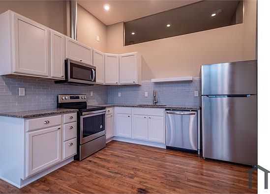 1st image of 3800 Euclid Ave #105