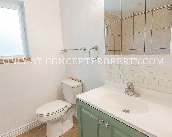 466 E Woodland Ave — Photo 20